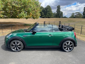 Used MINI Convertible 2022 for sale - 79587981: Photo