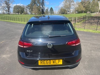 Used Volkswagen Golf 2018 for sale - 78200315: Photo