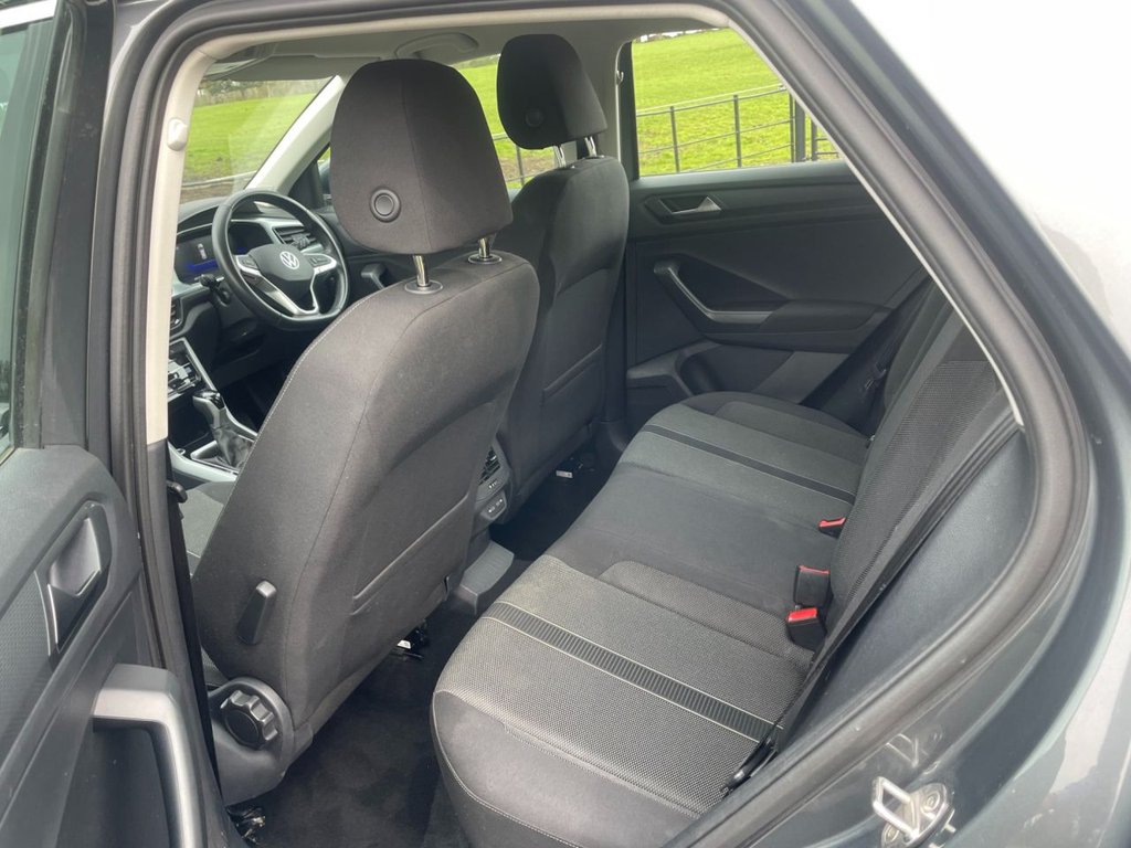 Used Volkswagen T-Roc 2023 for sale - 77991176: Photo 10