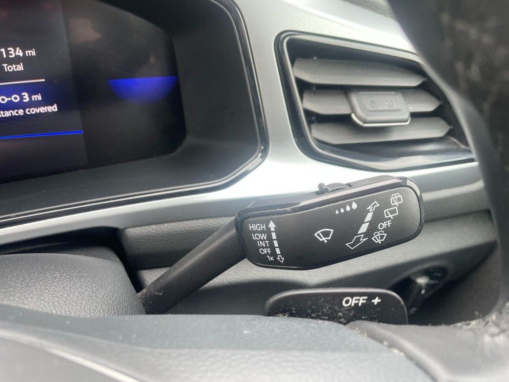 Used Volkswagen T-Roc 2023 for sale - 77991176: Photo 19