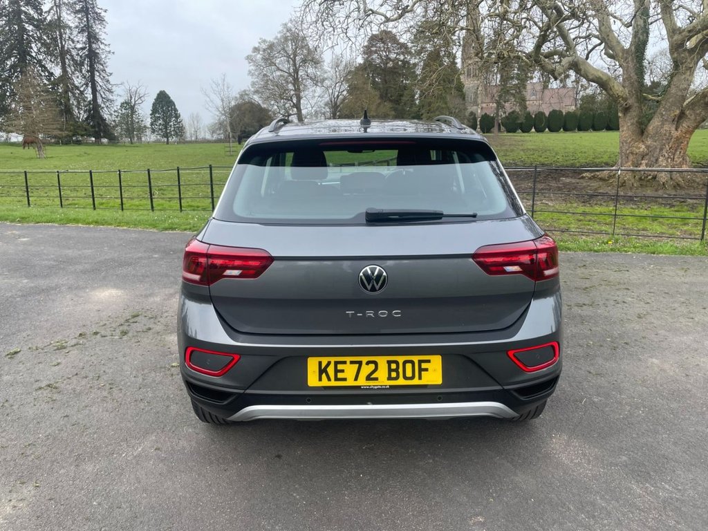 Used Volkswagen T-Roc 2023 for sale - 77991176: Photo 4