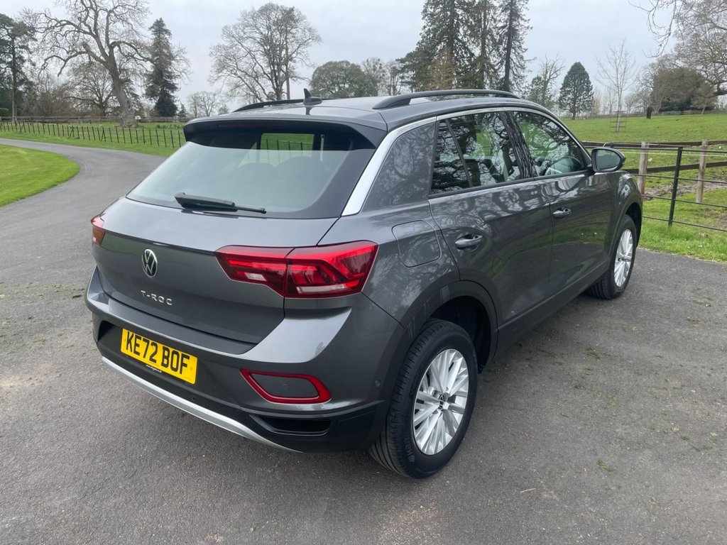 Used Volkswagen T-Roc 2023 for sale - 77991176: Photo 5