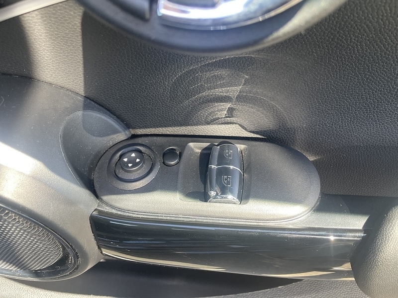 Used MINI Hatch 2021 for sale - 76565358: Photo 12