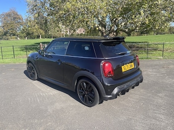 Used MINI Hatch 2021 for sale - 76565358: Photo