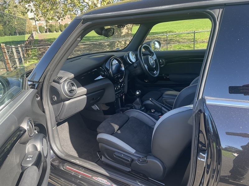 Used MINI Hatch 2021 for sale - 76565358: Photo 8