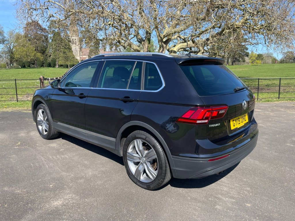 Used Volkswagen Tiguan 2019 for sale - 78153543: Photo 2