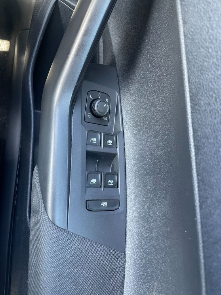 Used Volkswagen Taigo 2022 for sale - 77945371: Photo 15