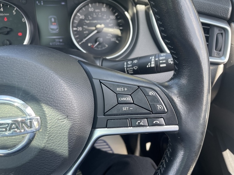 Used Nissan Qashqai 2018 for sale - 76565379: Photo 17