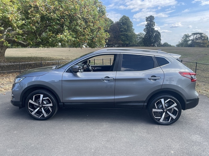 Used Nissan Qashqai 2018 for sale - 76565379: Photo 2
