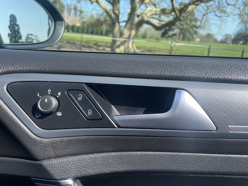 Used Volkswagen Golf 2019 for sale - 76565367: Photo 13