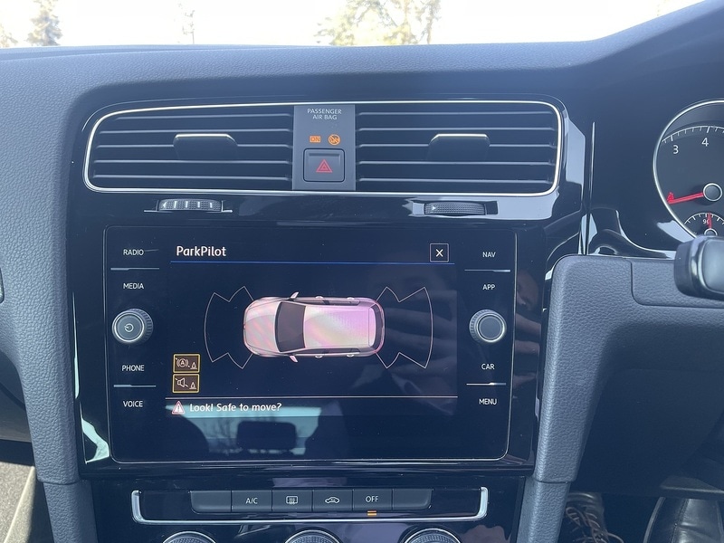 Used Volkswagen Golf 2019 for sale - 76565367: Photo 18