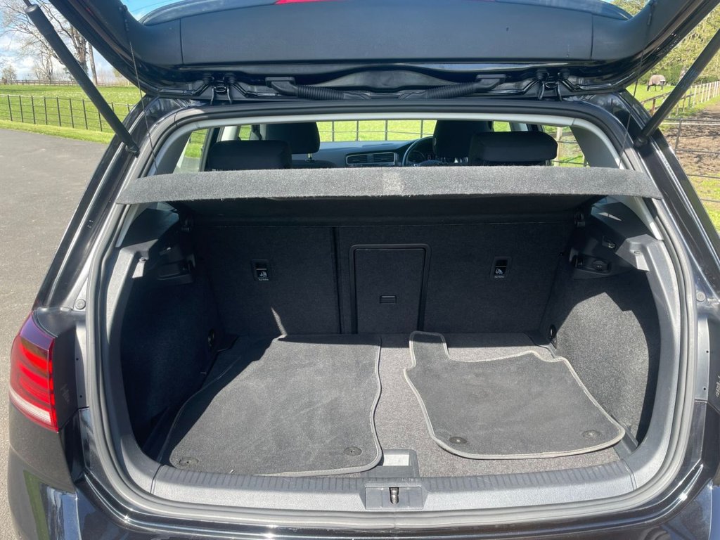 Used Volkswagen Golf 2018 for sale - 78082523: Photo 11