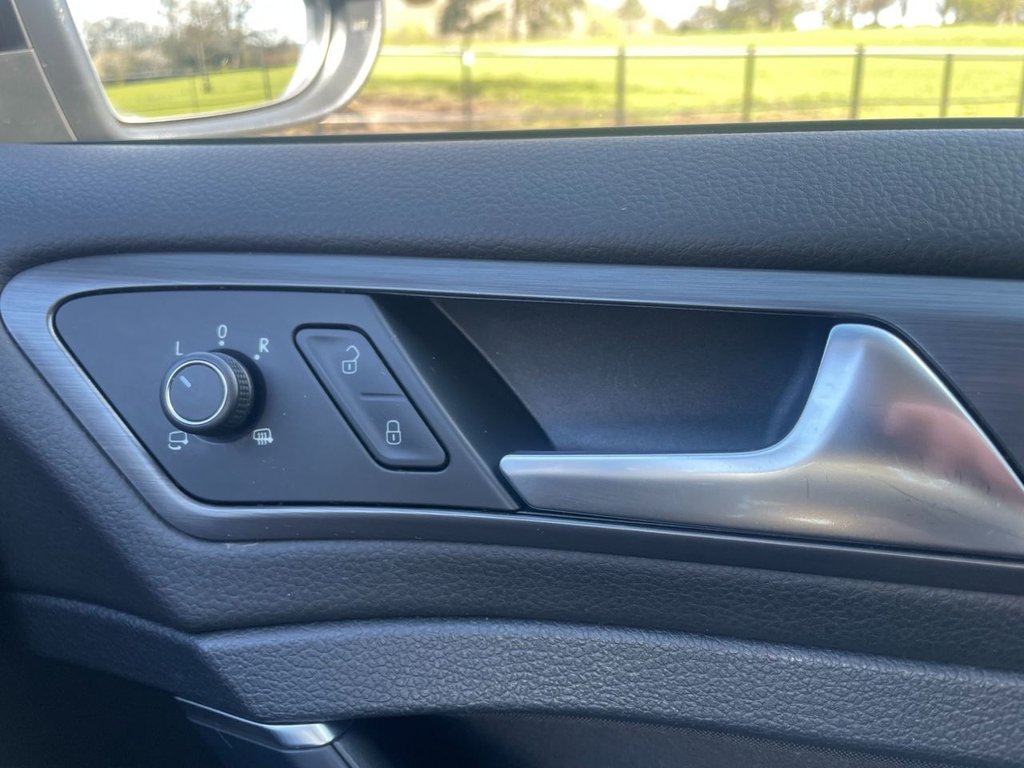 Used Volkswagen Golf 2018 for sale - 78082523: Photo 15