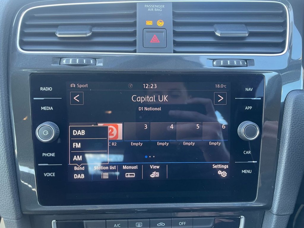 Used Volkswagen Golf 2018 for sale - 78082523: Photo 23