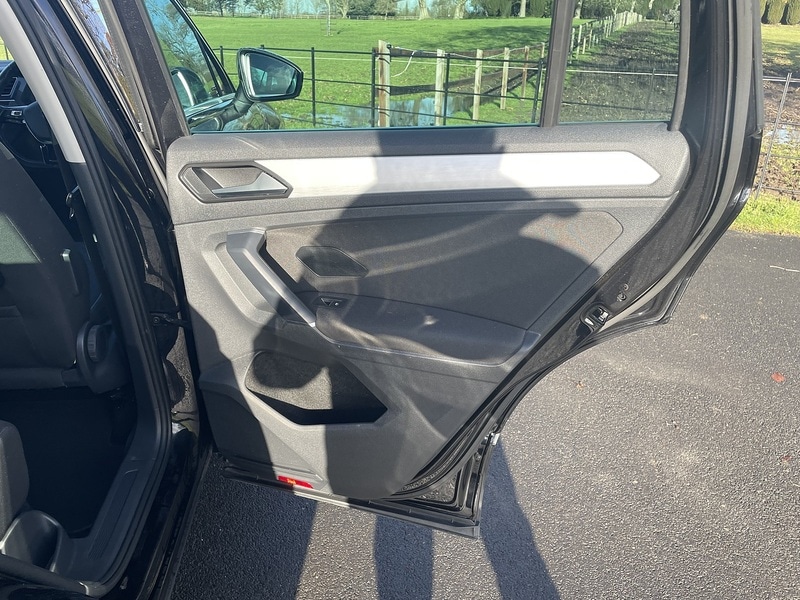 Used Volkswagen Tiguan 2016 for sale - 77227933: Photo 33