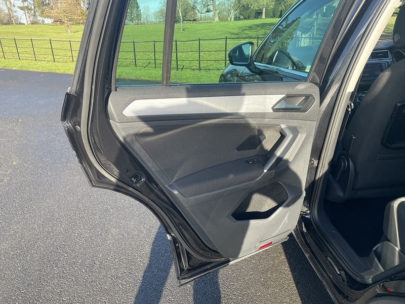 Used Volkswagen Tiguan 2016 for sale - 77227933: Photo 37