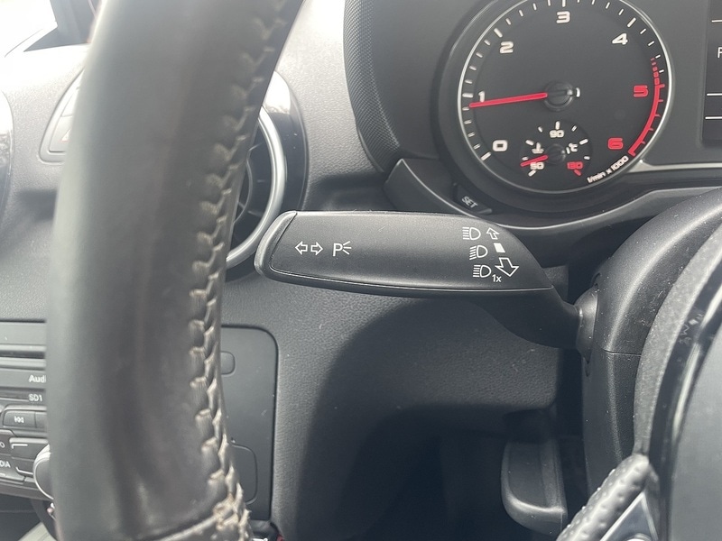 Used Audi A1 2011 for sale - 77720638: Photo 17