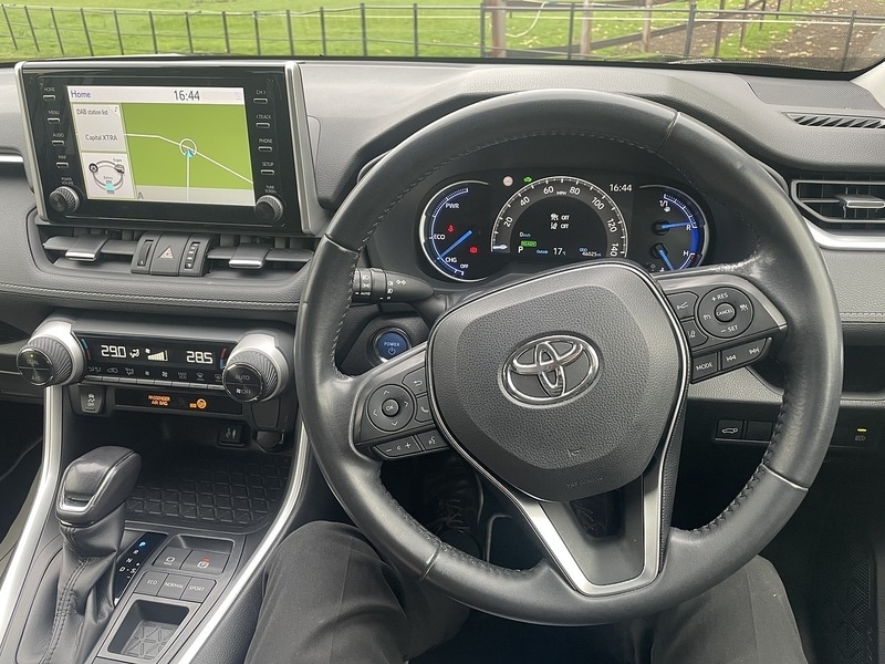 Used Toyota RAV4 2019 for sale - 77677080: Photo 16