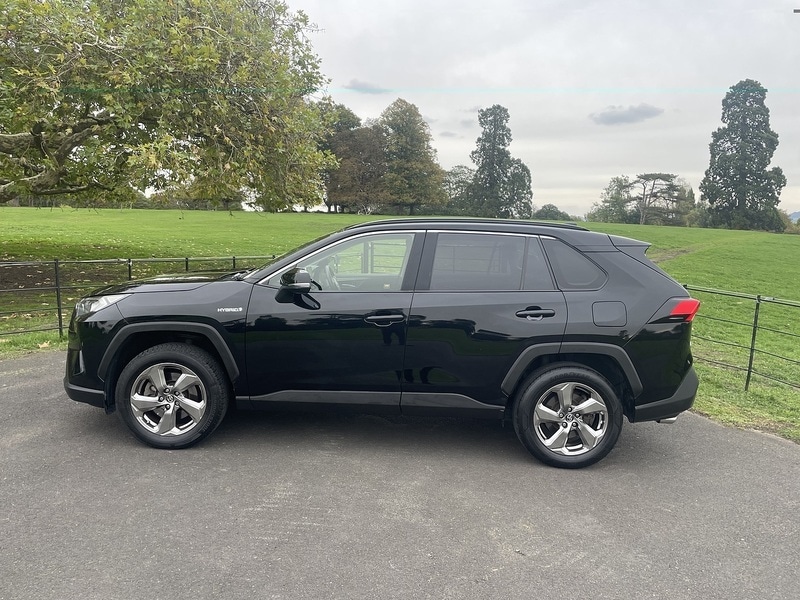 Used Toyota RAV4 2019 for sale - 77677080: Photo 2