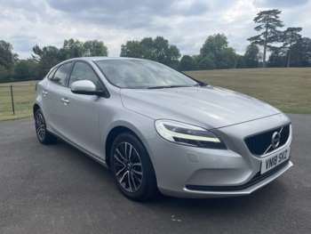 2018 - T2 [122] Momentum 5dr