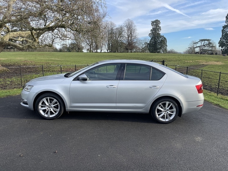 Used Skoda Octavia 2020 for sale - 77200871: Photo 2