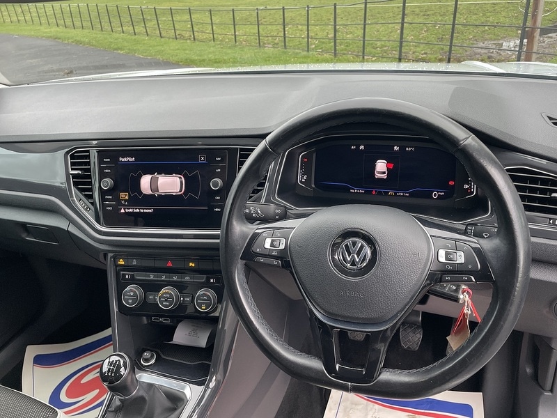 Used Volkswagen T-Roc 2018 for sale - 77409152: Photo 14