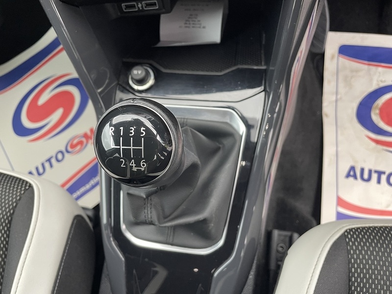 Used Volkswagen T-Roc 2018 for sale - 77409152: Photo 24