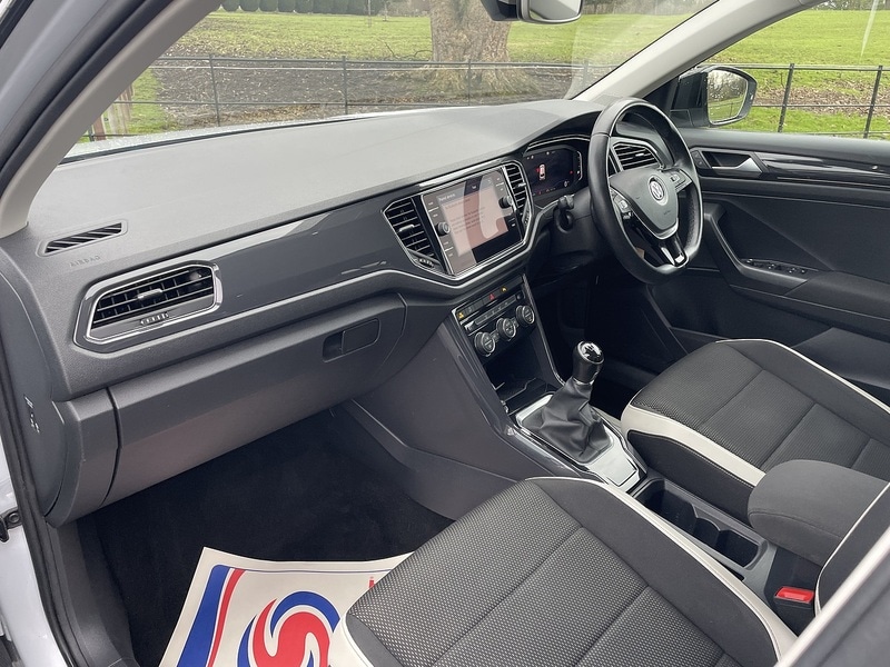 Used Volkswagen T-Roc 2018 for sale - 77409152: Photo 31