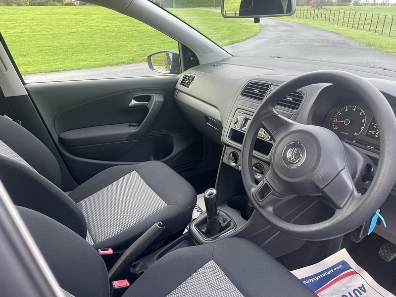 Used Volkswagen Polo 2011 for sale - 76958516: Photo 12