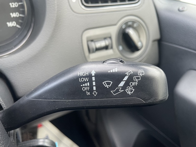 Used Volkswagen Polo 2011 for sale - 76958516: Photo 16