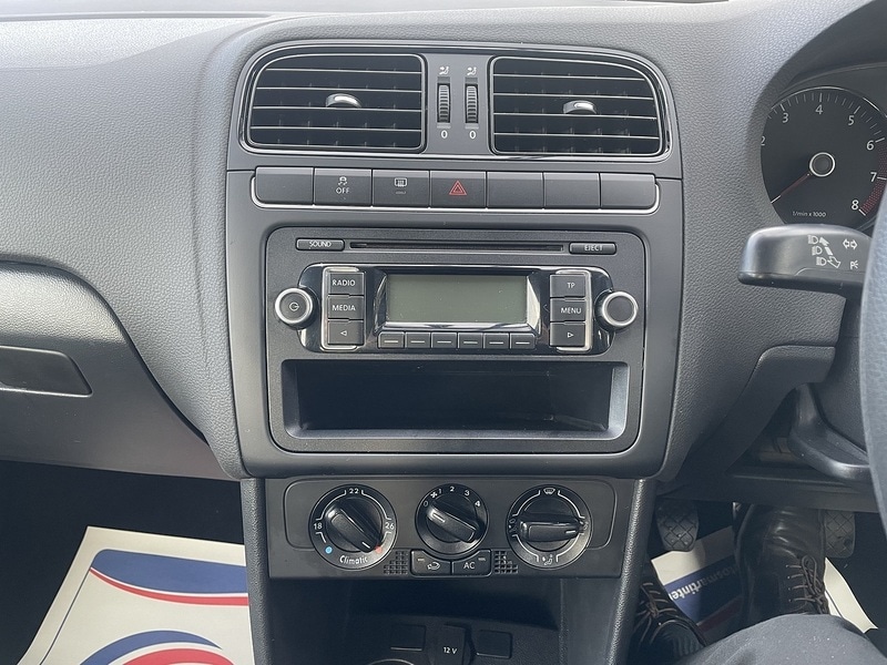 Used Volkswagen Polo 2011 for sale - 76958516: Photo 18