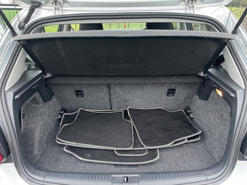 Used Volkswagen Polo 2014 for sale - 77693887: Photo 11