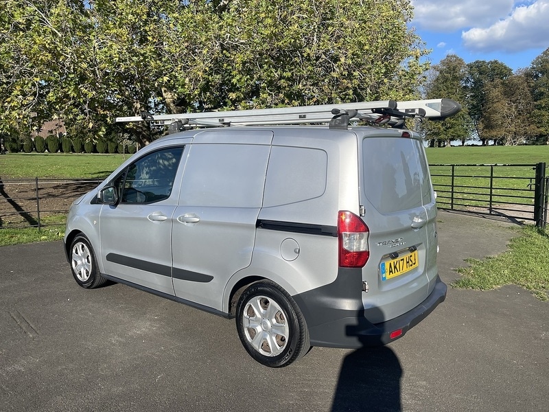Used Ford Transit Courier 2017 for sale - 76565374: Photo 3