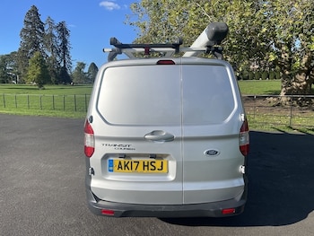 Used Ford Transit Courier 2017 for sale - 76565374: Photo