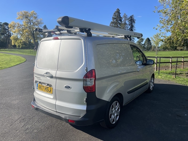Used Ford Transit Courier 2017 for sale - 76565374: Photo 5