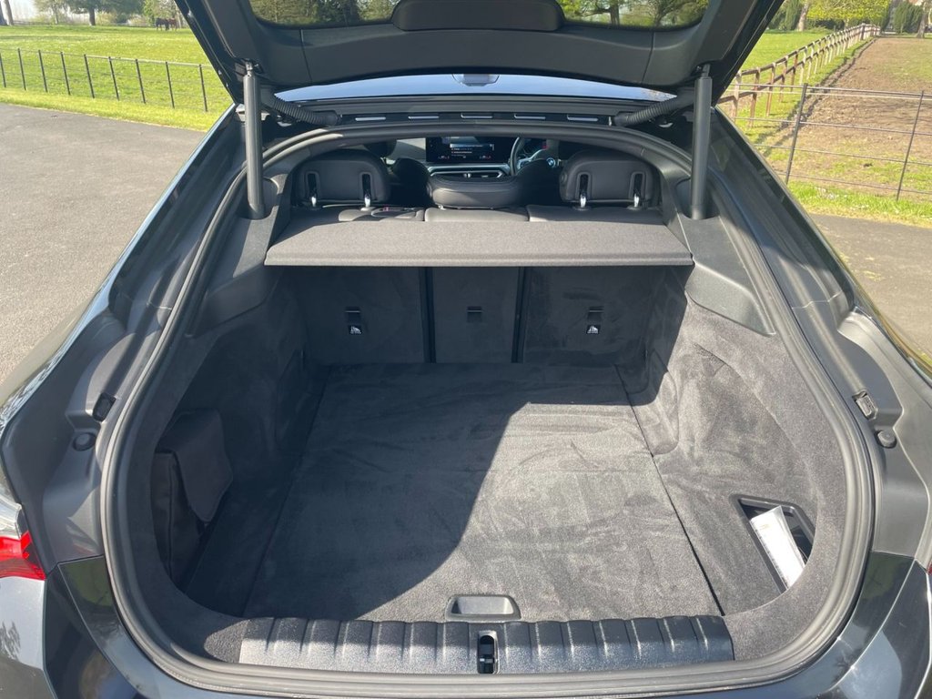 Used BMW i4 2022 for sale - 78167675: Photo 31