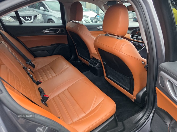 Used Alfa Romeo Giulia 2017 for sale - 78215390: Photo 11