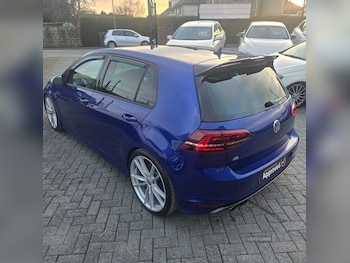 Used Volkswagen Golf 2015 for sale - 77799631: Photo