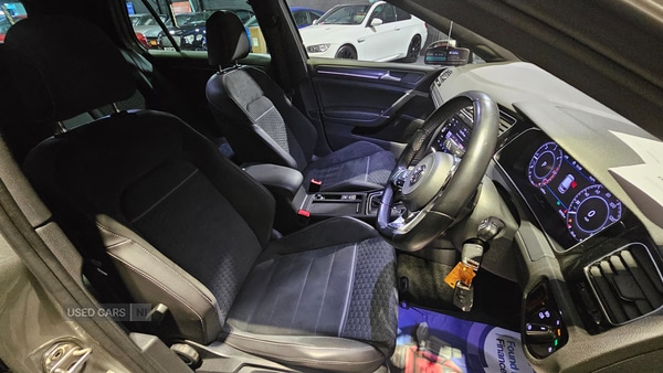Used Volkswagen Golf 2018 for sale - 76500438: Photo 12