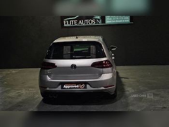 Used Volkswagen Golf 2018 for sale - 76500438: Photo