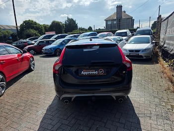 Used Volvo V60 2016 for sale - 79670517: Photo