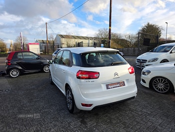 Used Citroen C4 Picasso 2016 for sale - 77883922: Photo
