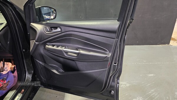 Used Ford Kuga 2017 for sale - 77204489: Photo 8