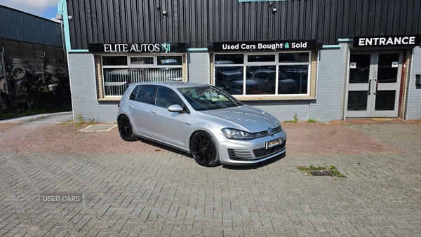 Used Volkswagen Golf 2015 for sale - 75508602: Photo 2
