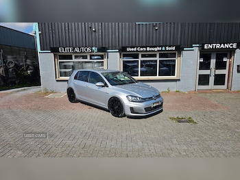 Used Volkswagen Golf 2015 for sale - 75508602: Photo