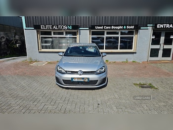 Used Volkswagen Golf 2015 for sale - 75508602: Photo