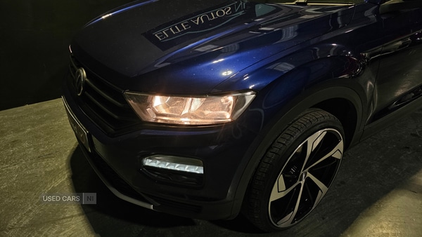 Used Volkswagen T-Roc 2019 for sale - 76585858: Photo 3