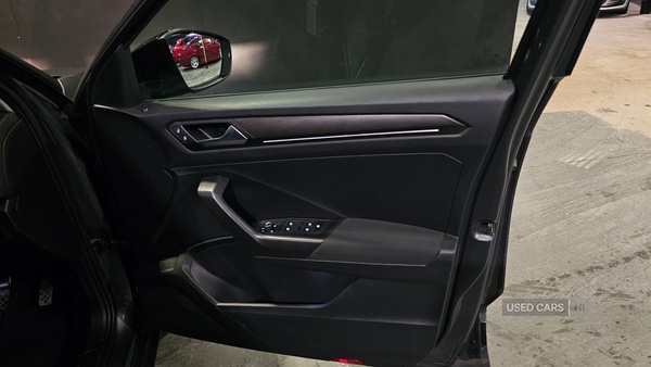 Used Volkswagen T-Roc 2019 for sale - 77132374: Photo 10