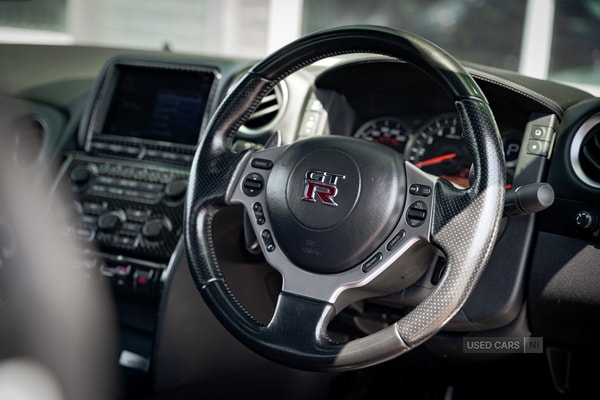 Used Nissan GT-R 2011 for sale - 73895936: Photo 8