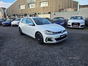 Used Volkswagen Golf 2017 for sale - 77884101: Photo